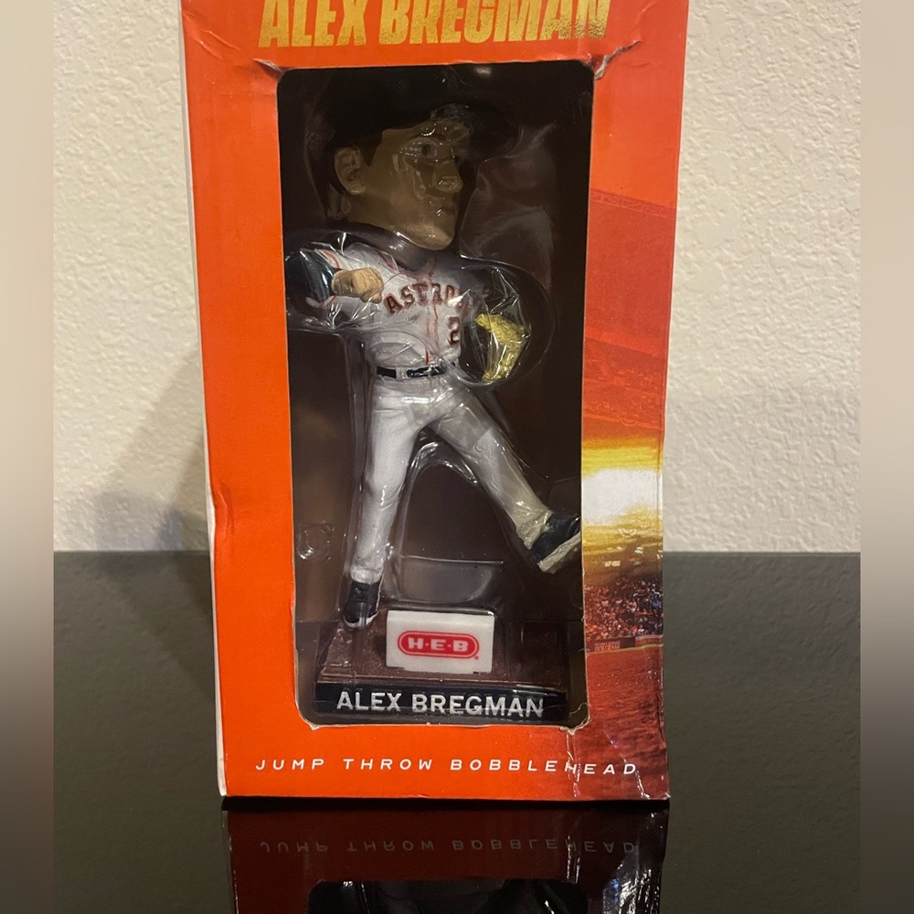 New in box houston astros Alex Bregman jump throw bobblehead